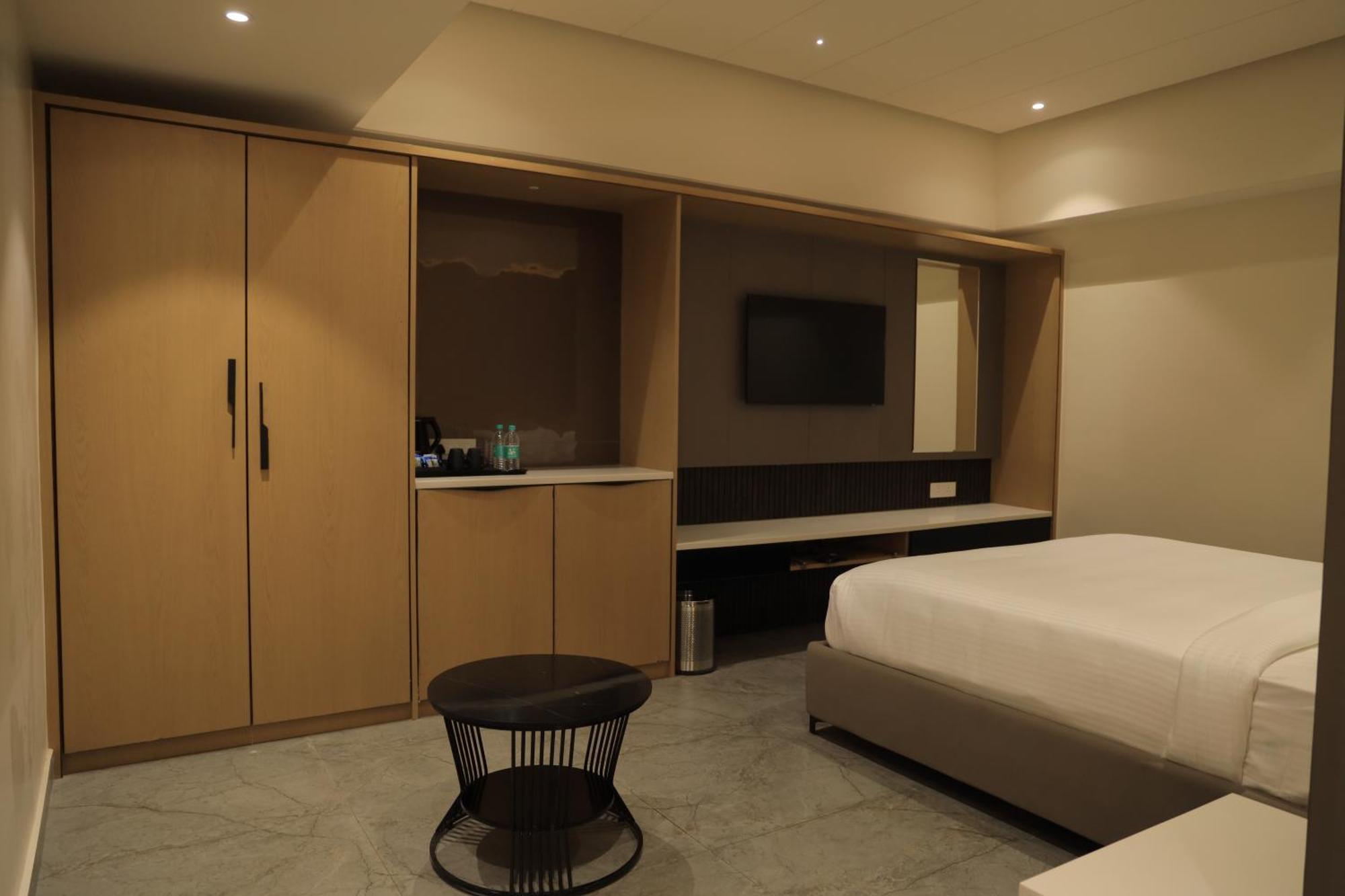 Vantara Suites Веллуру Экстерьер фото